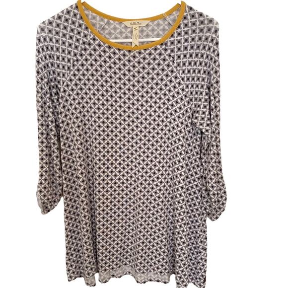 Matilda Jane shirt Womens Size Small Starstruck Tee geometric print  sz S - Picture 1 of 7